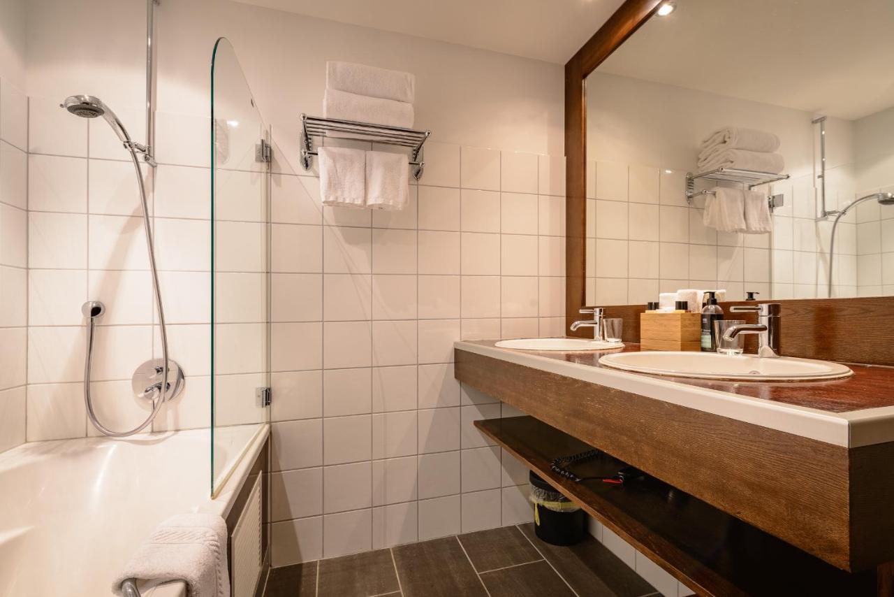 Central Hotel Вербиер Екстериор снимка